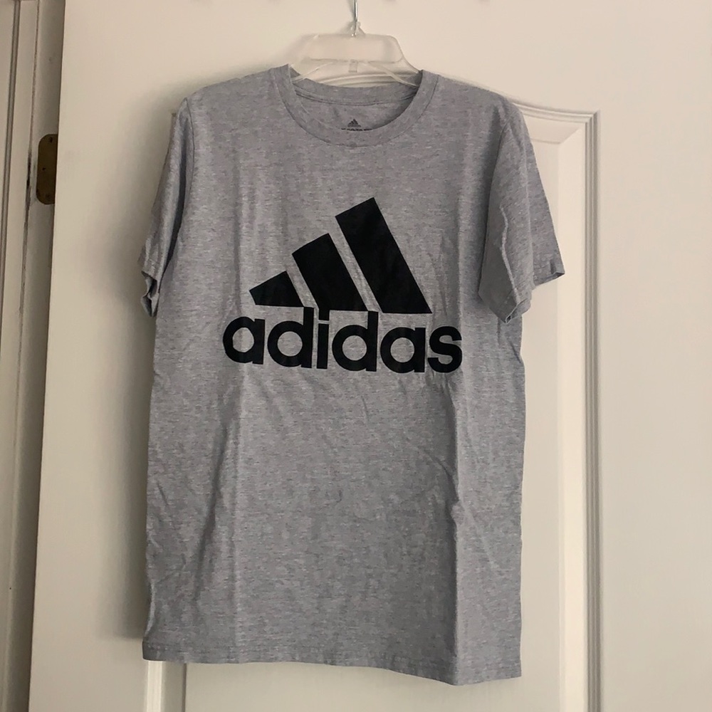 Adidas T-shirt